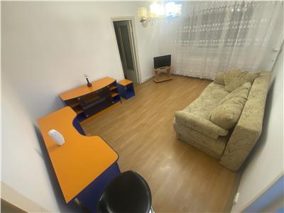 Apartament cu doua camere de vanzare in 7 noiembrie!