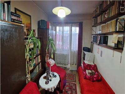 De vanzare apartament cu 2 camere in Damb