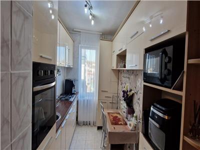 De vanzare apartament cu doua camere in Tudor