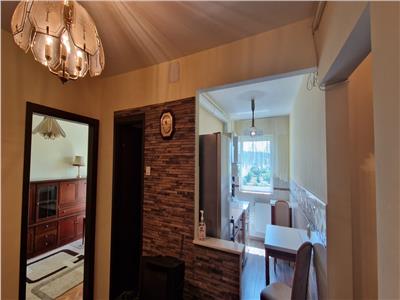 De inchiriat apartament cu 2 camere in Damb
